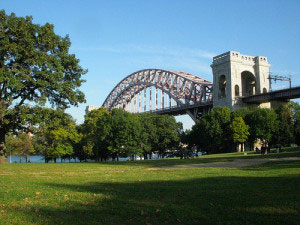 astoria park hellgate bridge