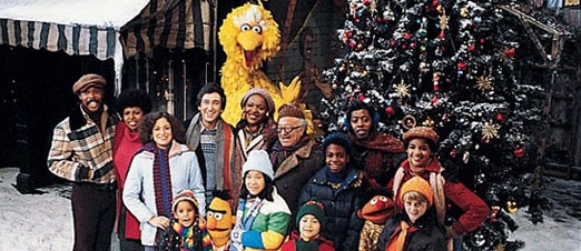 christmas_eve_on_sesame_street_pdp_lowres-detail-main