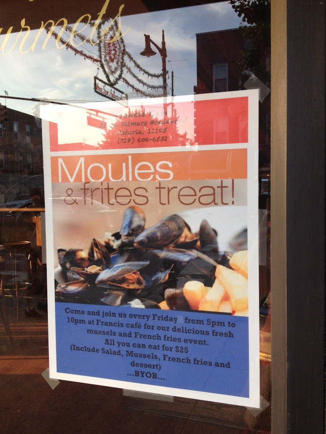 moules-frites-special-francis-cafe-astoria-queens