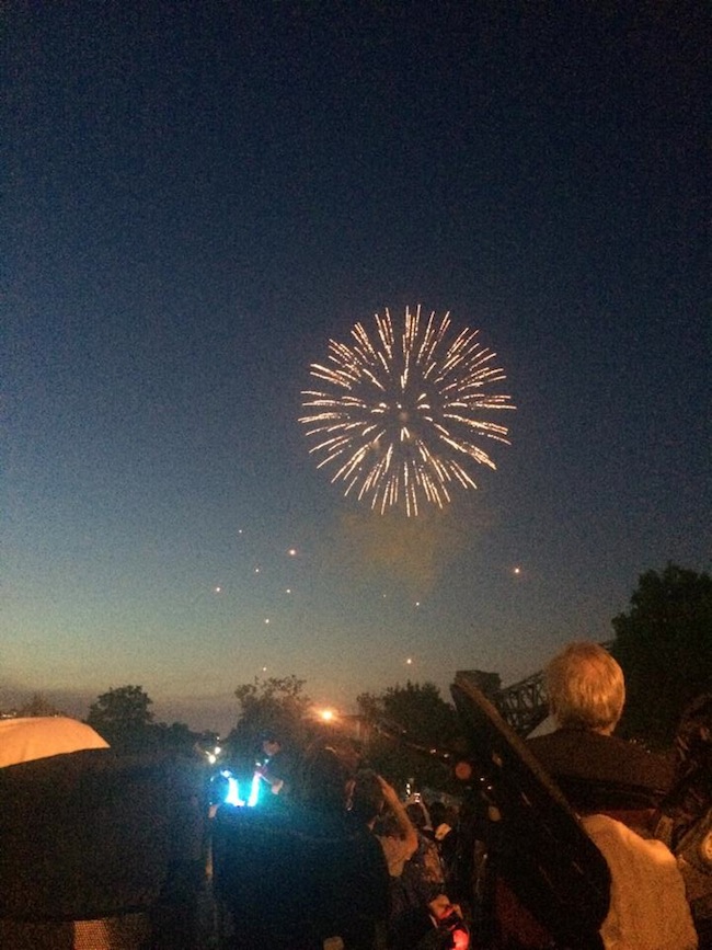 single-astoria-park-fireworks-june-2014