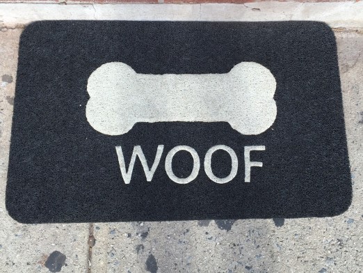 woof-chateau-le-woof-pet-market-and-cafe-astoria-dog-cafe-we-heart-astoria-pups-queens-30th-ave