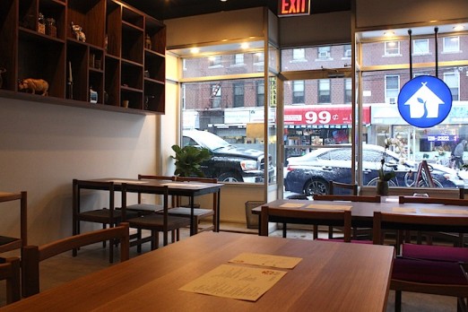 dining-room-shuya-cafe-de-ramen-astoria-queens